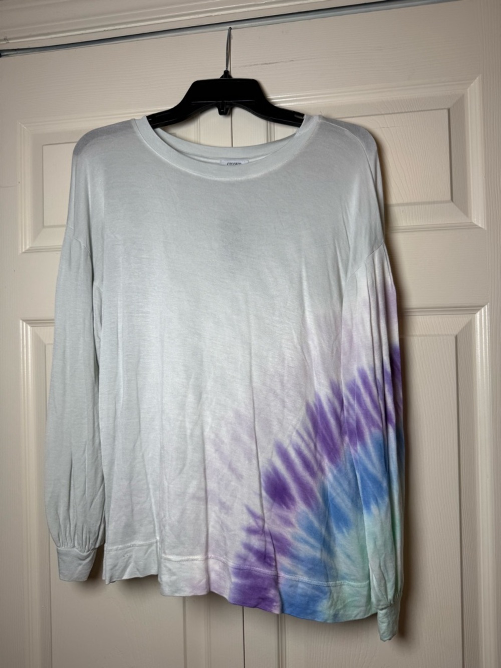 Crown & Ivy Women’s Tie Dye Long Sleeve Top